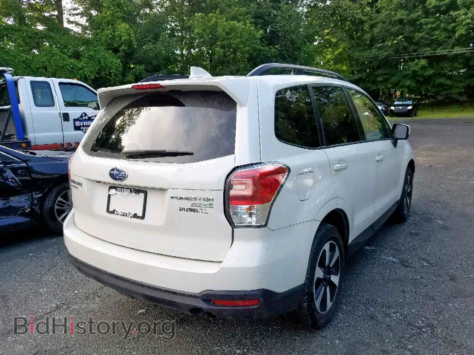 2017 SUBARU FORESTER - VIN: JF2SJAECXHH449389 - Фото 4