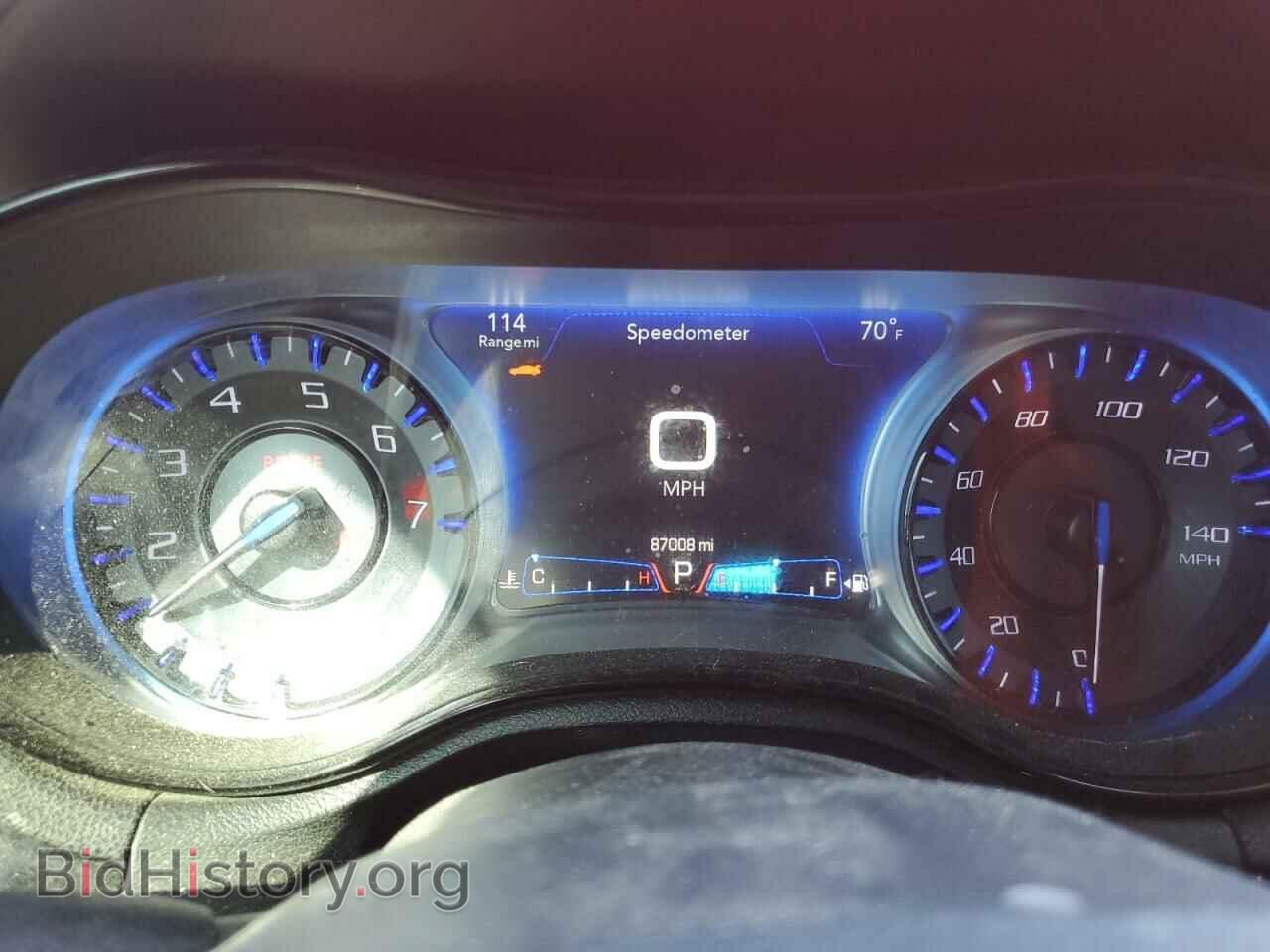 2017 CHRYSLER 300 - VIN: 2C3CCAGG9HH522148 - Фото 9