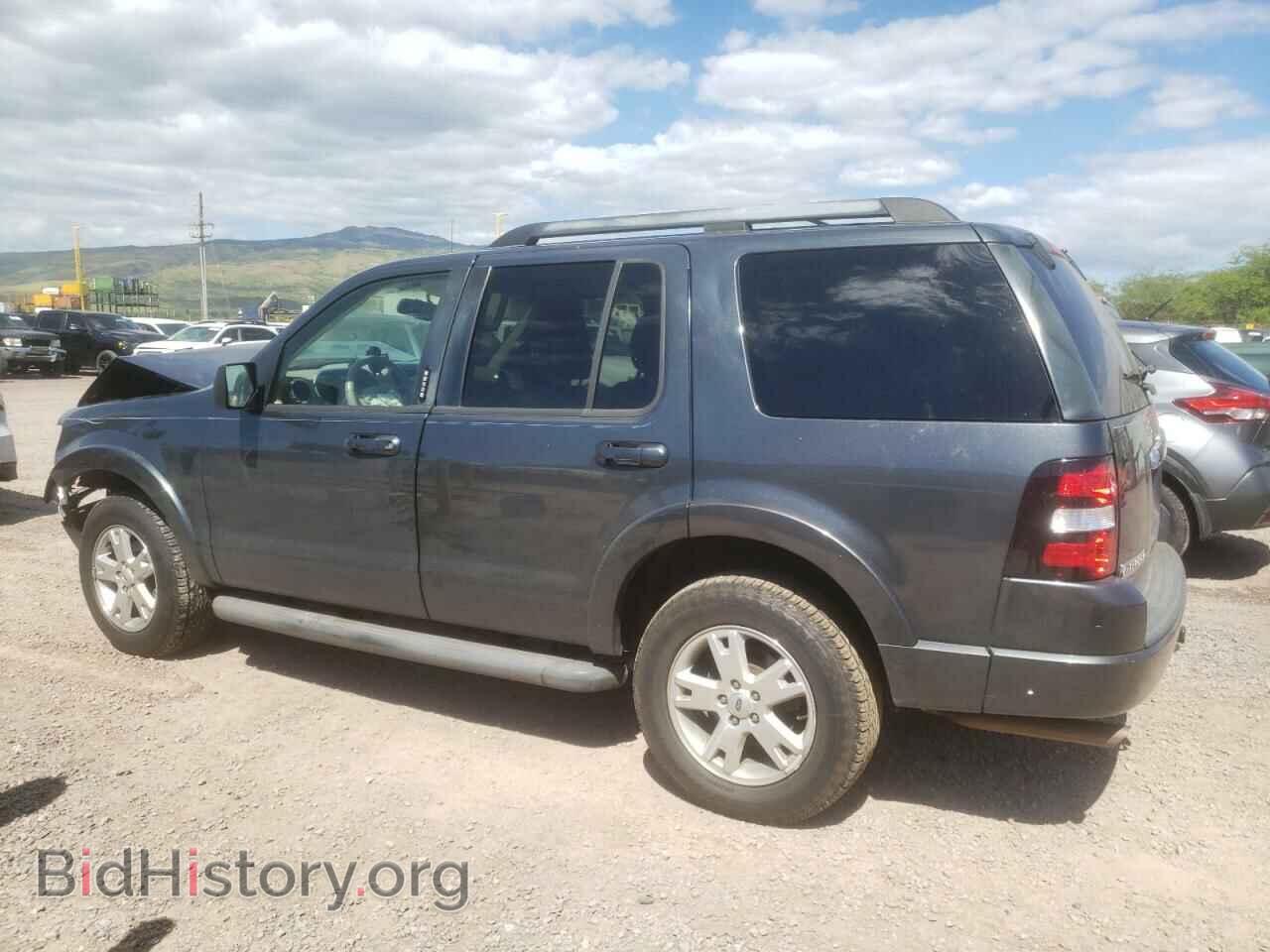 2010 FORD EXPLORER - VIN: 1FMEU6DE8AUA01681 - Фото 2