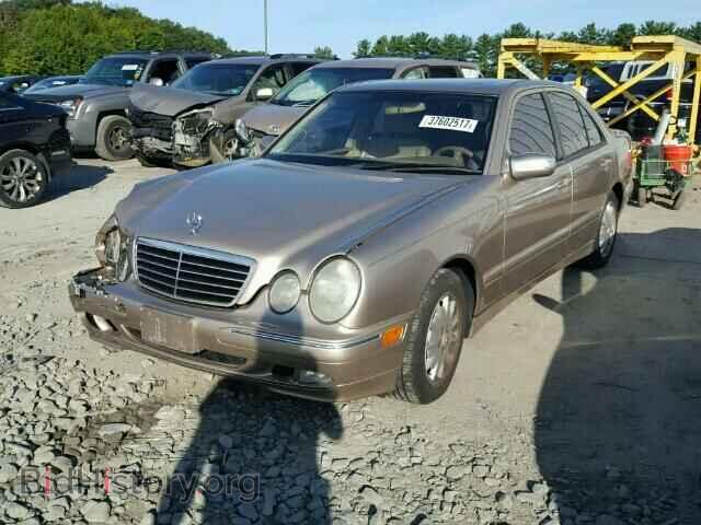 2000 MERCEDES-BENZ E 320 - VIN: WDBJF65J9YB113161 - Фото 2