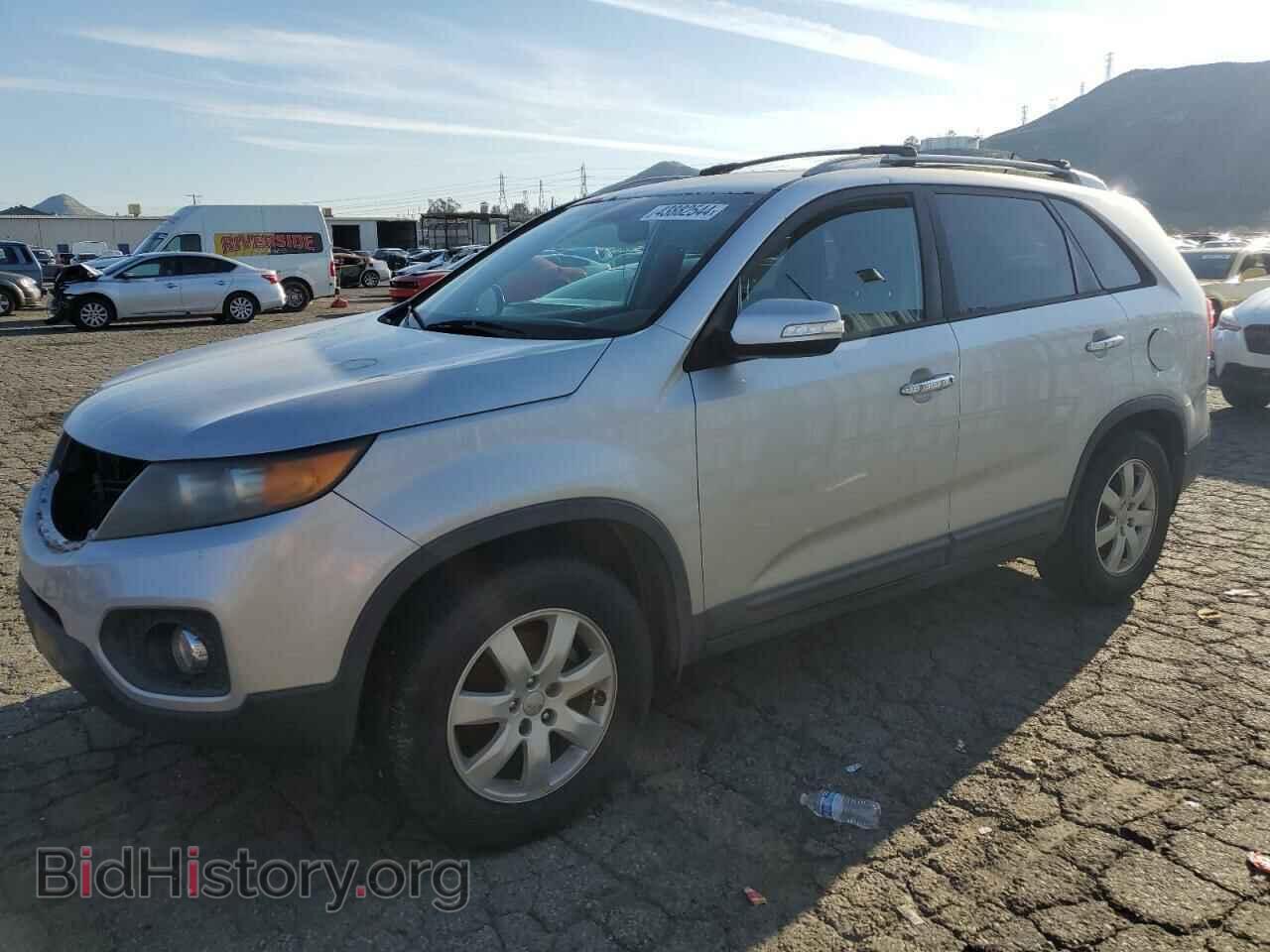 Photo 5XYKT4A28DG333344 - KIA SORENTO 2013