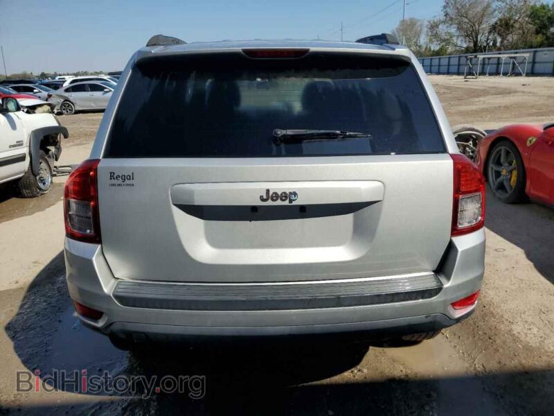 2011 Jeep COMPASS (VIN 1J4NT1FA1BD289575) — фото 6 из 13