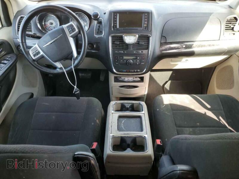 2011 Chrysler MINIVAN (VIN 2A4RR5DG0BR739745) — photo 8 of 13