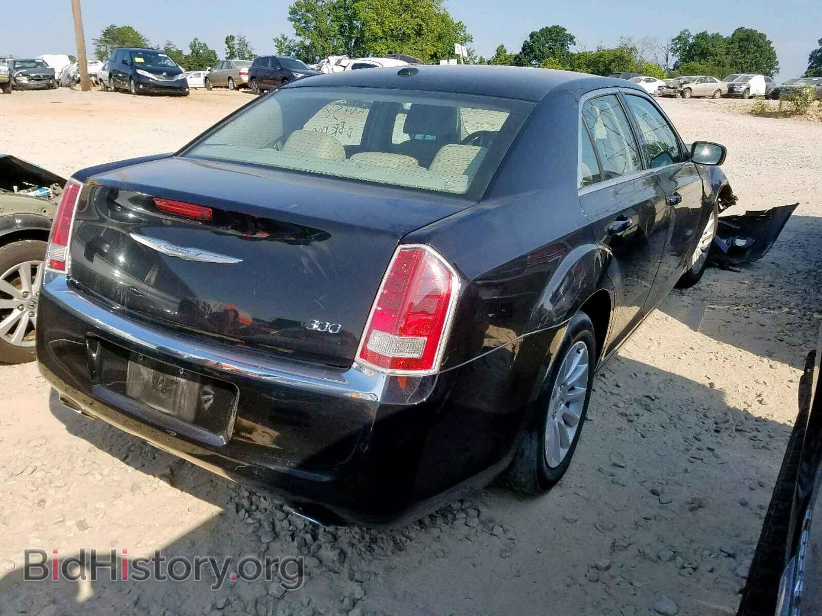 2013 CHRYSLER 300 - VIN: 2C3CCAAG5DH532940 - Фото 4