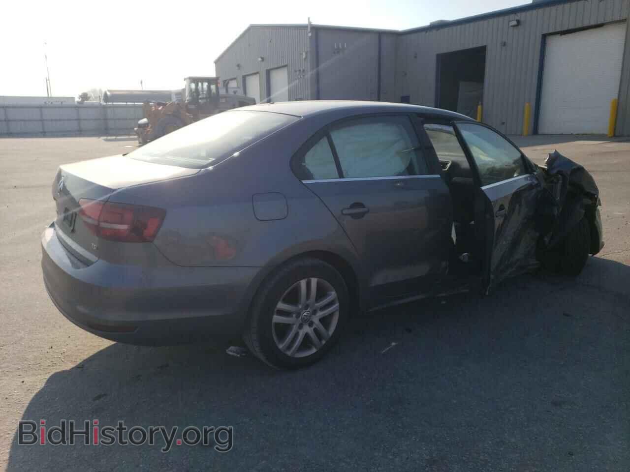 2017 VOLKSWAGEN JETTA - VIN: 3VW2B7AJ9HM379492 - Фото 3