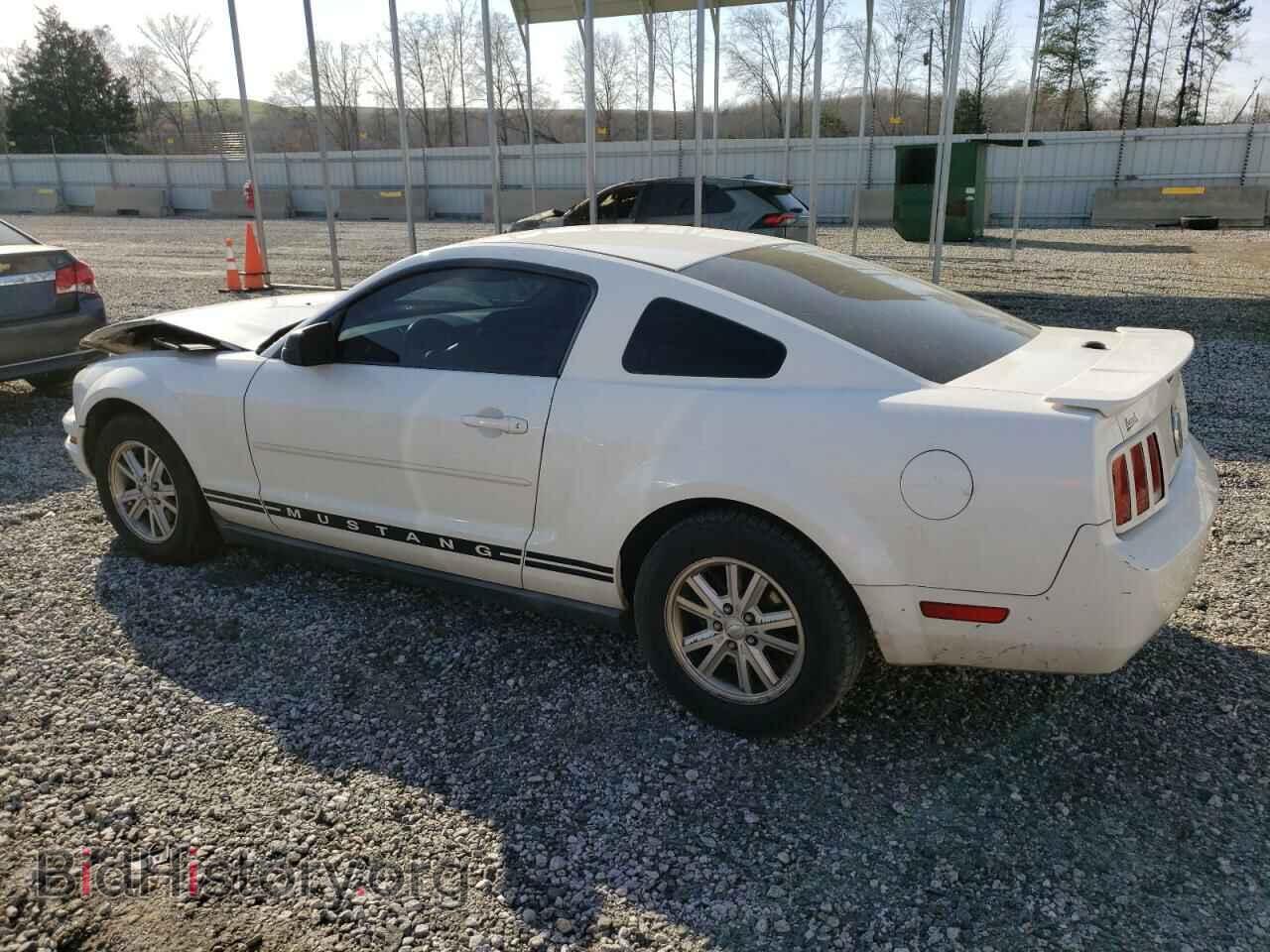 2007 FORD MUSTANG - VIN: 1ZVFT80N875281793 - Фото 2