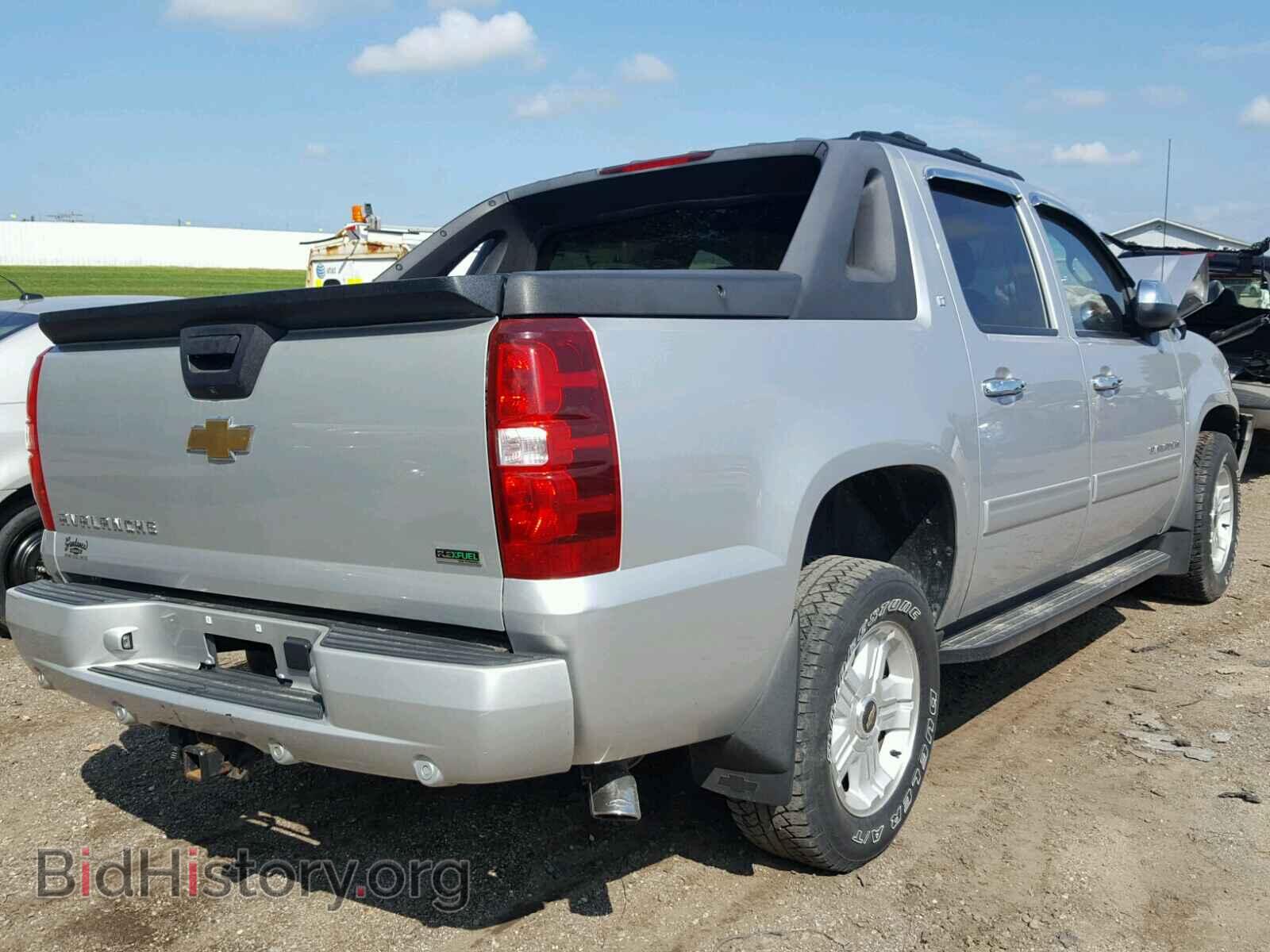 2011 CHEVROLET AVALANCHE - VIN: 3GNTKFE38BG179620 - Фото 4