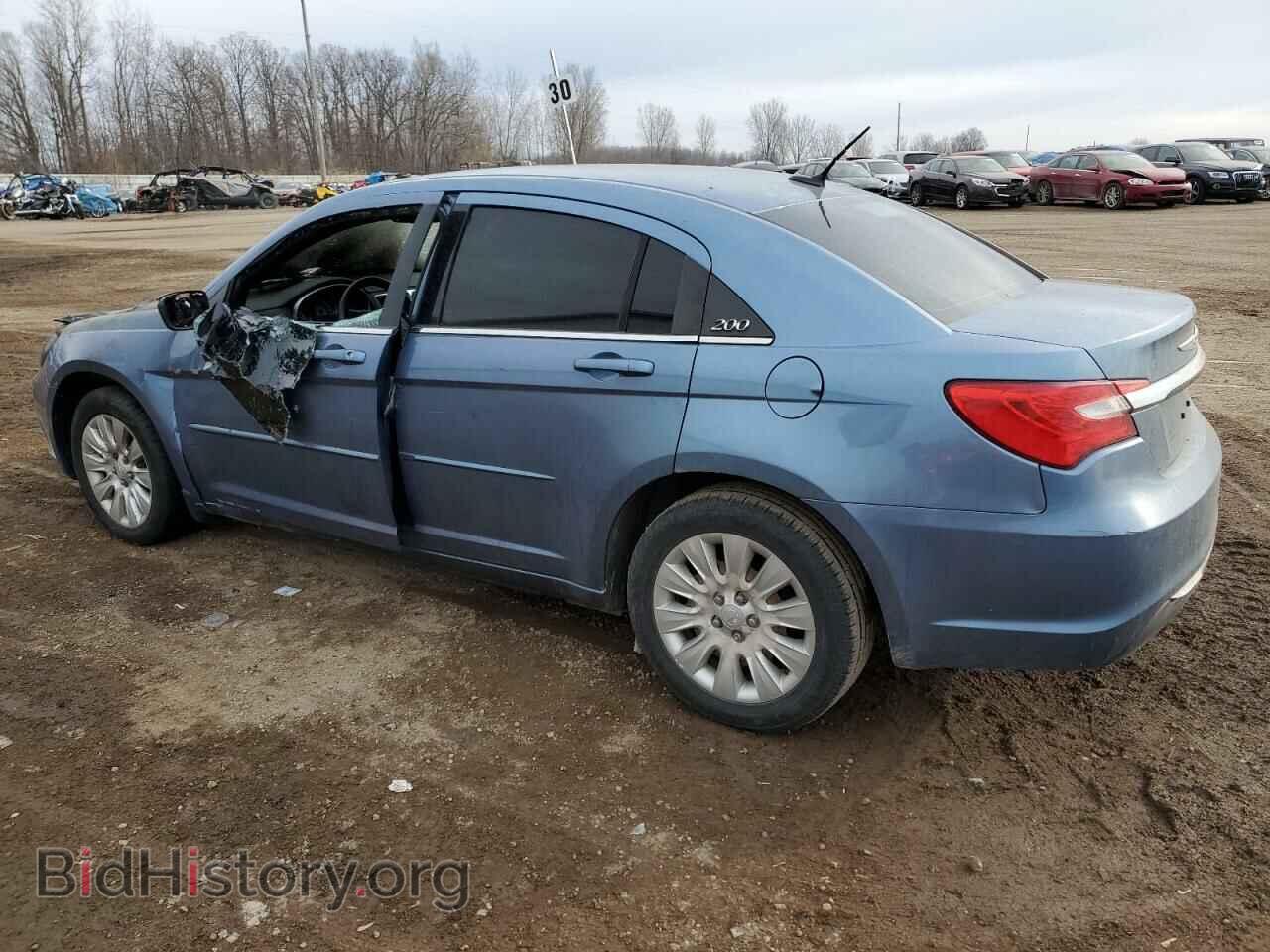 2011 CHRYSLER 200 - VIN: 1C3BC4FB1BN566548 - Фото 2