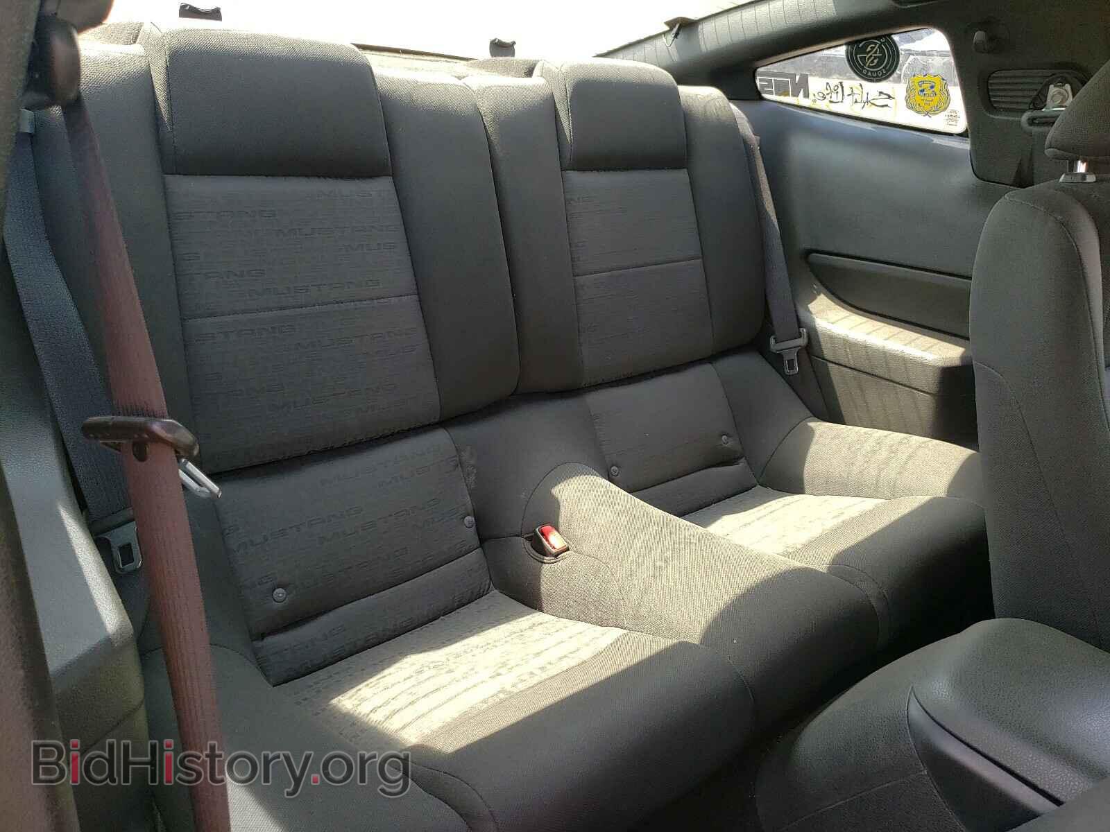 2007 FORD MUSTANG - VIN: 1ZVFT80N975208352 - Фото 6