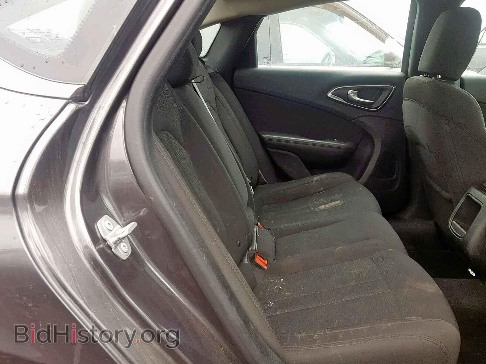 2016 CHRYSLER 200 - VIN: 1C3CCCAB9GN159803 - Photo 6