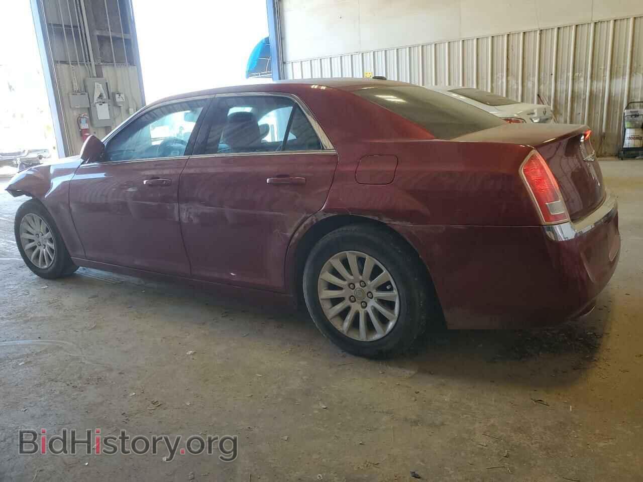 2014 CHRYSLER 300 - VIN: 2C3CCAAG5EH200353 - Фото 2