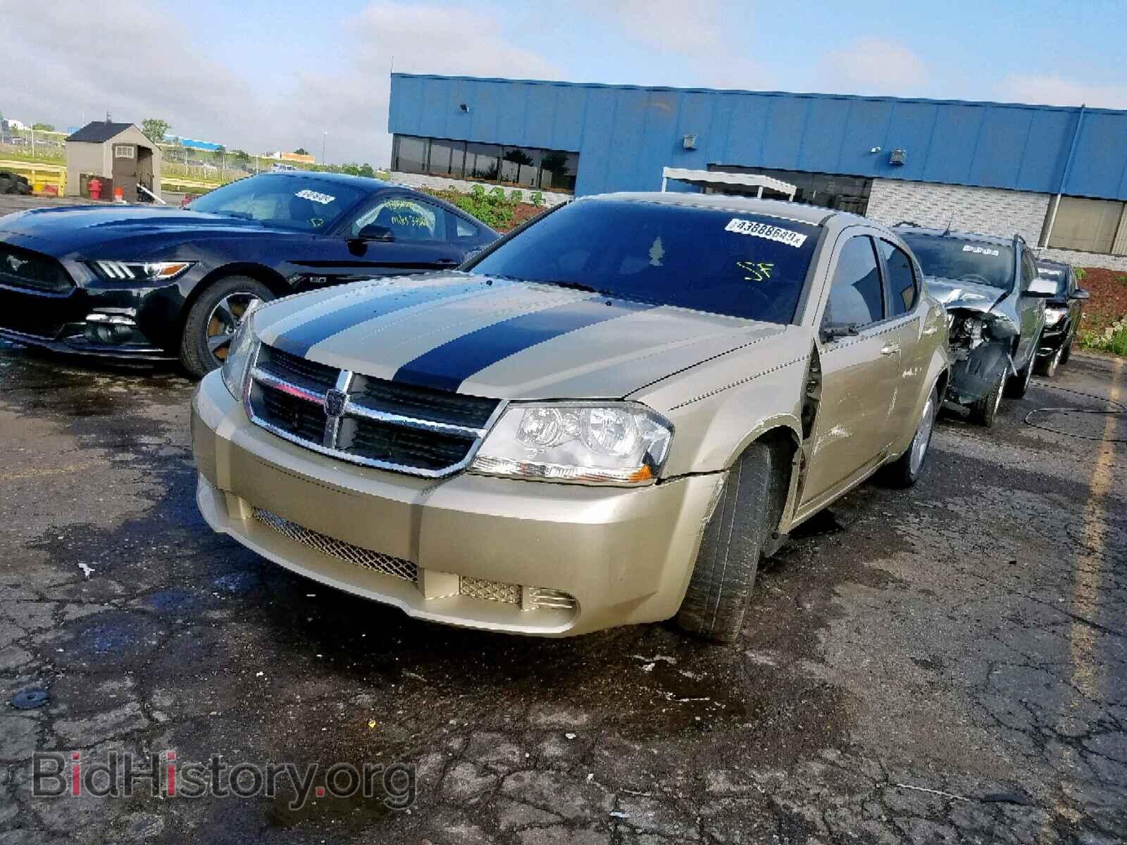 2010 DODGE AVENGER - VIN: 1B3CC4FB7AN193225 - Фото 2