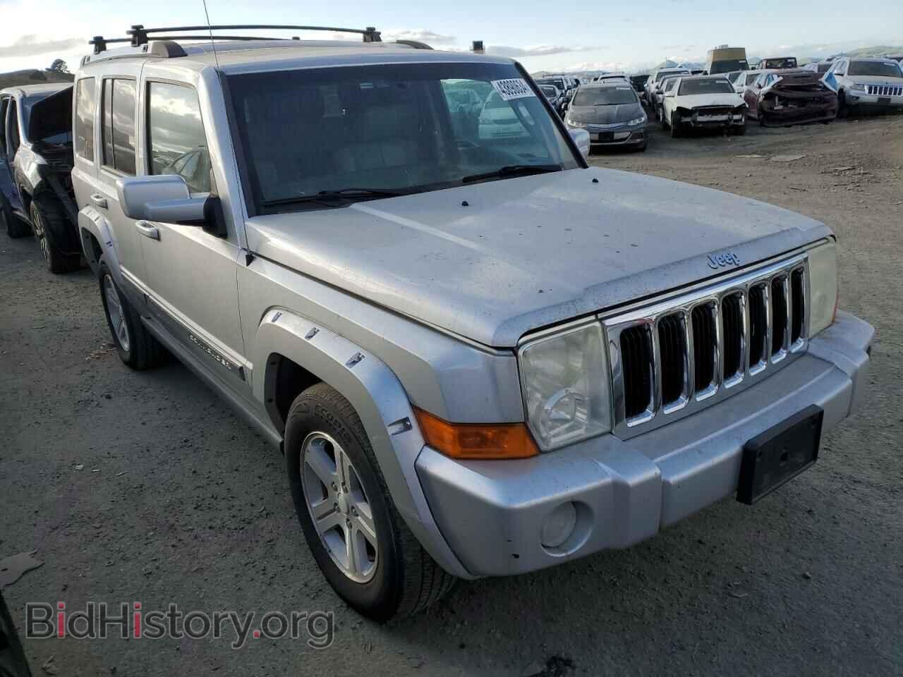 2010 JEEP COMMANDER - VIN: 1J4RG5GT5AC106874 - Фото 4