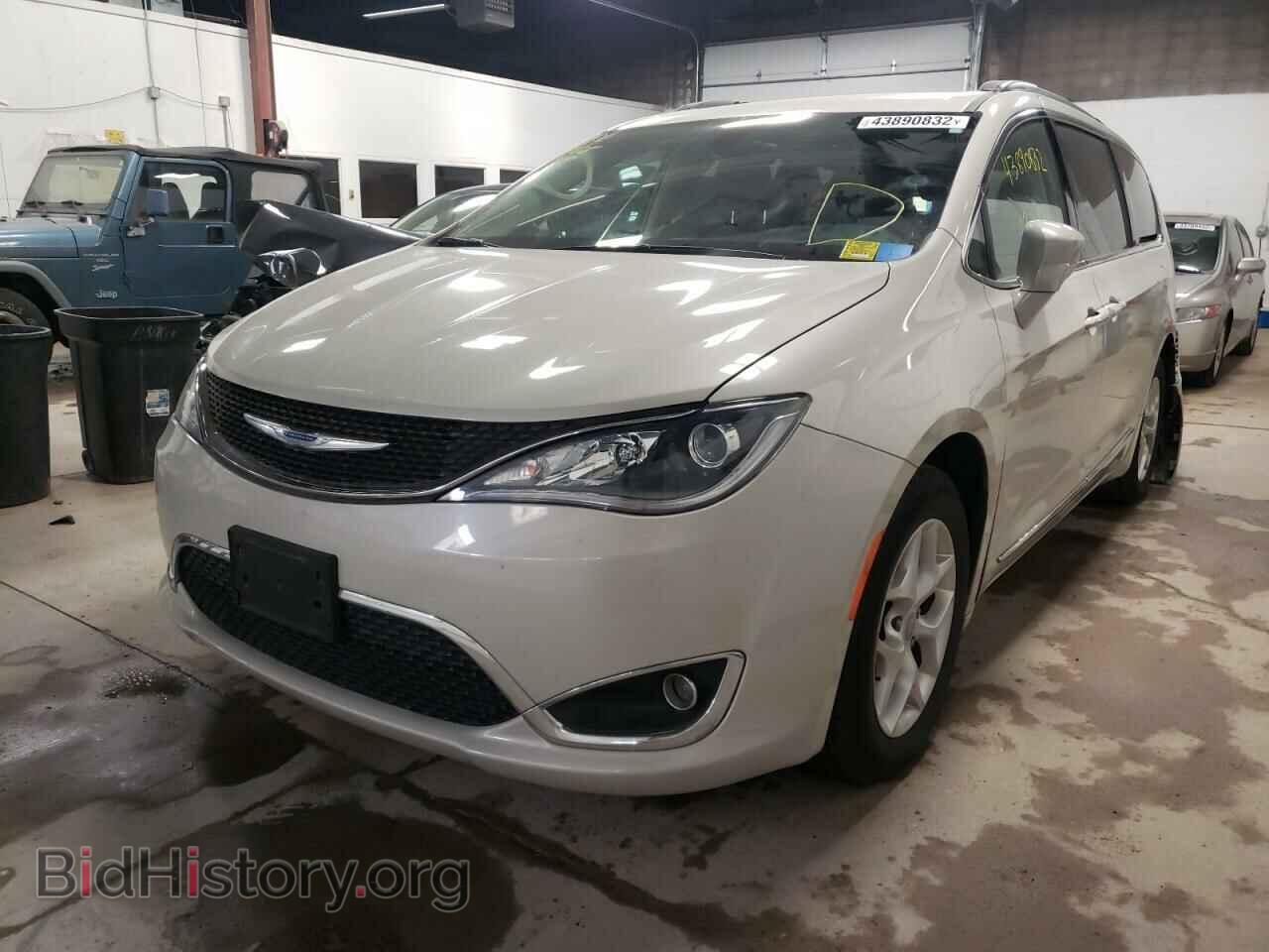 2017 CHRYSLER PACIFICA - VIN: 2C4RC1BG9HR757205 - Фото 2
