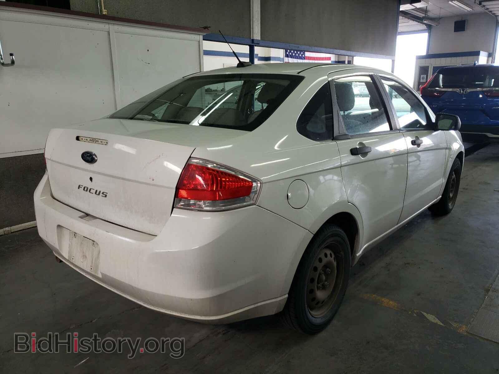 2009 FORD FOCUS - VIN: 1FAHP34N79W120772 - Фото 4