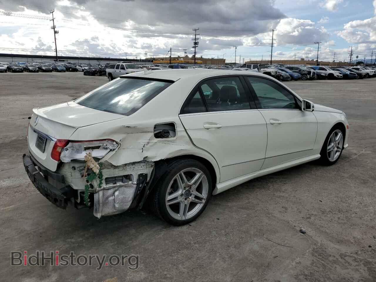 2012 MERCEDES-BENZ E-CLASS - VIN: WDDHF5KB8CA523090 - Фото 3