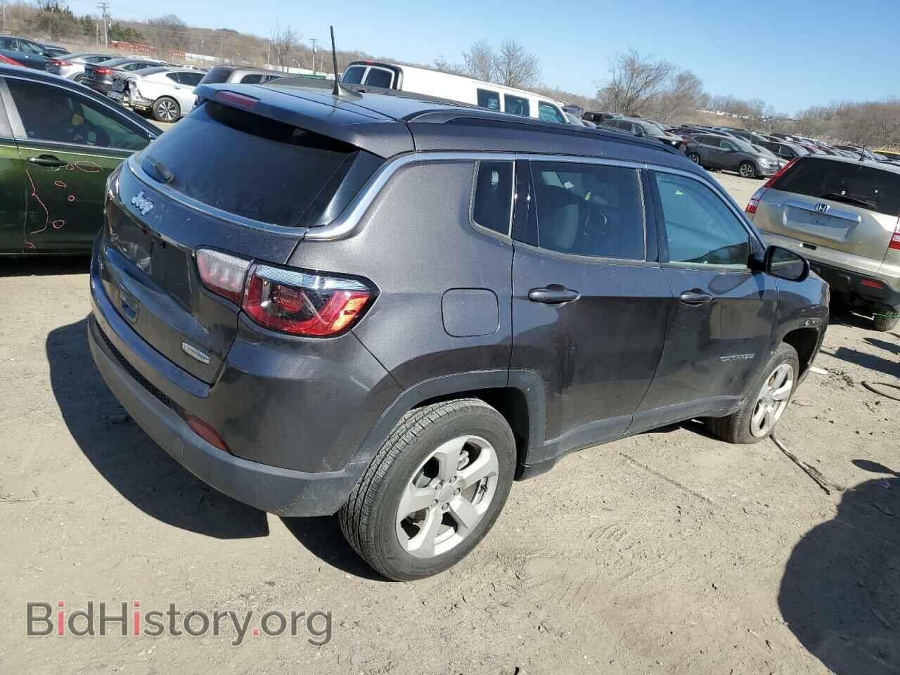 2018 JEEP COMPASS - VIN: 3C4NJDBB6JT436896 - Фото 3