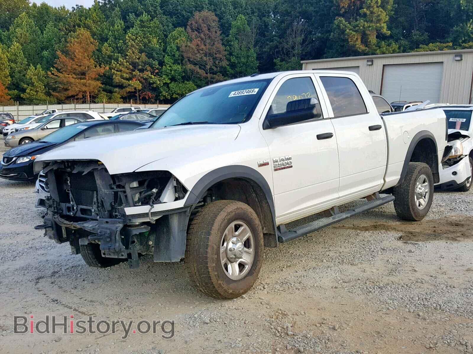 2017 RAM 2500 ST - VIN: 3C6UR5CJ2HG621330 - Фото 2