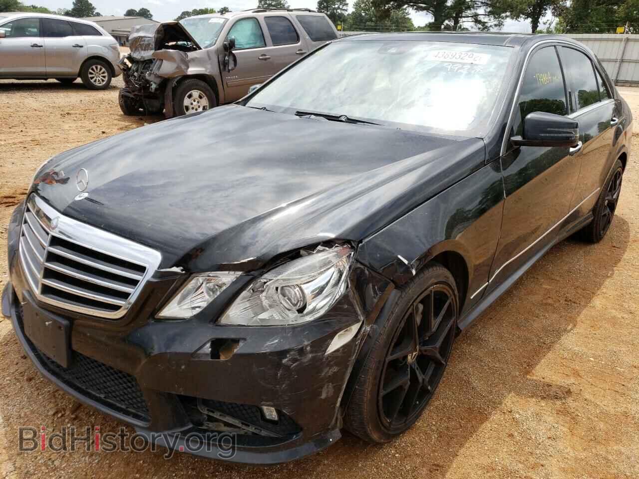 2011 MERCEDES-BENZ E-CLASS - VIN: WDDHF7CB4BA429927 - Фото 2