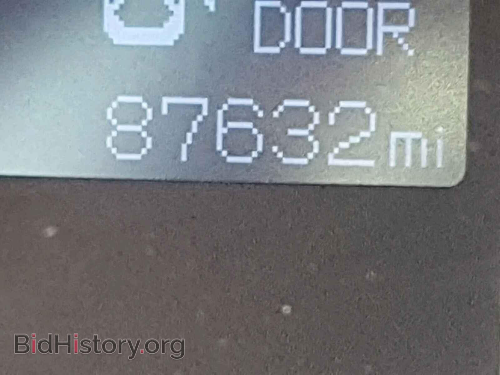 2012 LEXUS IS F - VIN: JTHBP5C2XC5009924 - Фото 8