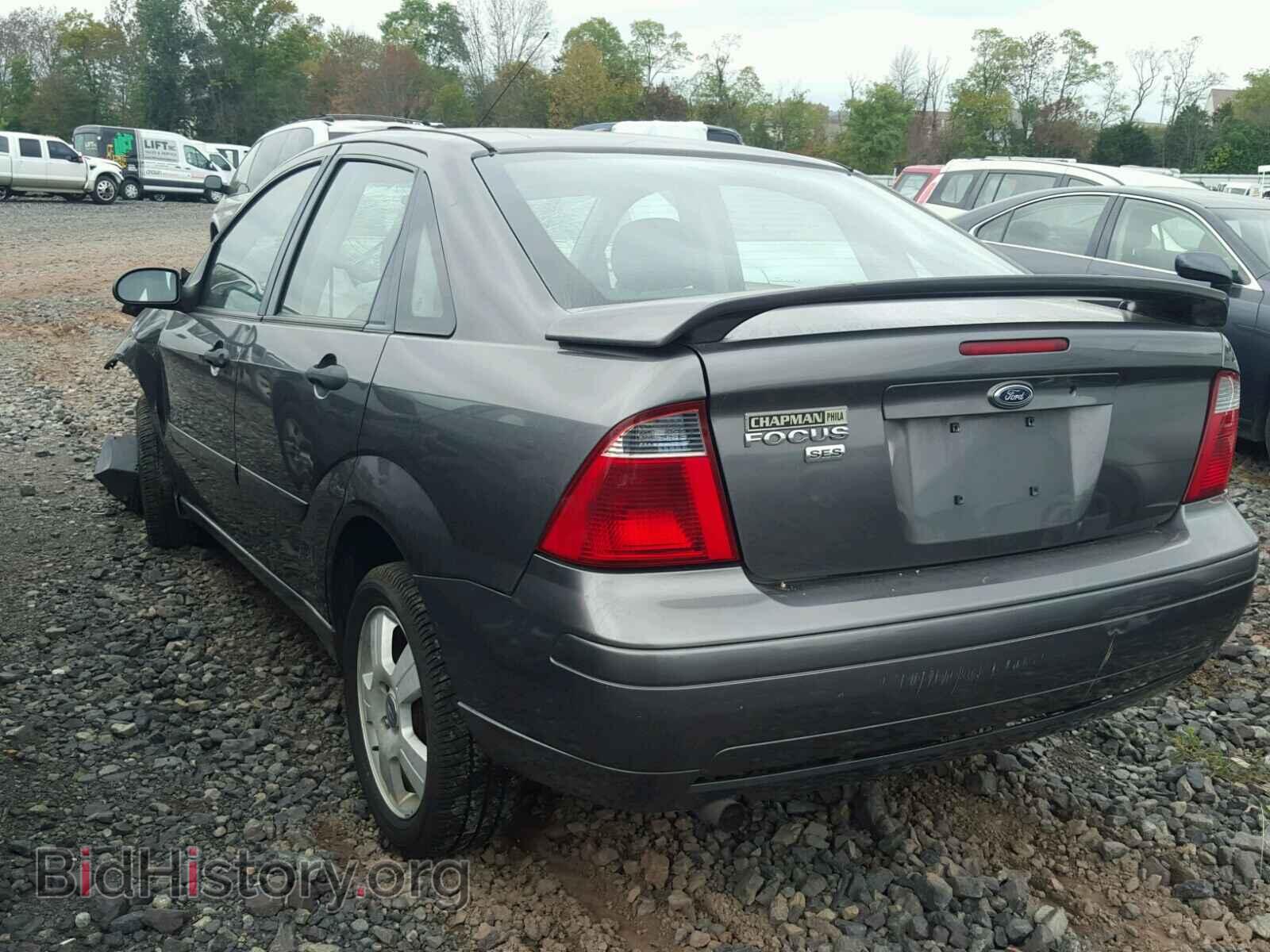 2007 FORD FOCUS - VIN: 1FAHP34N47W331182 - Фото 3