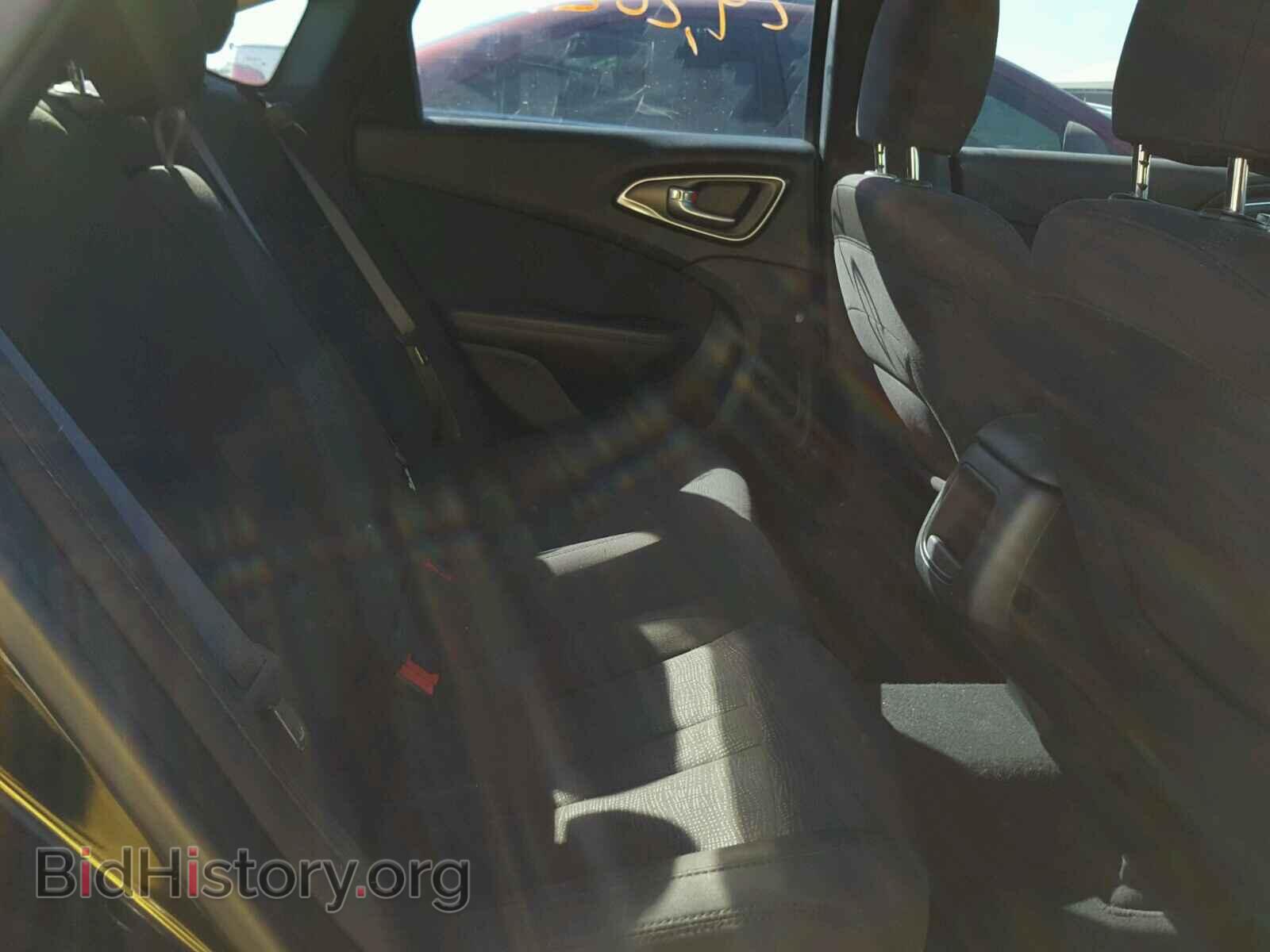 2016 CHRYSLER 200 - VIN: 1C3CCCAB9GN166539 - Фото 6