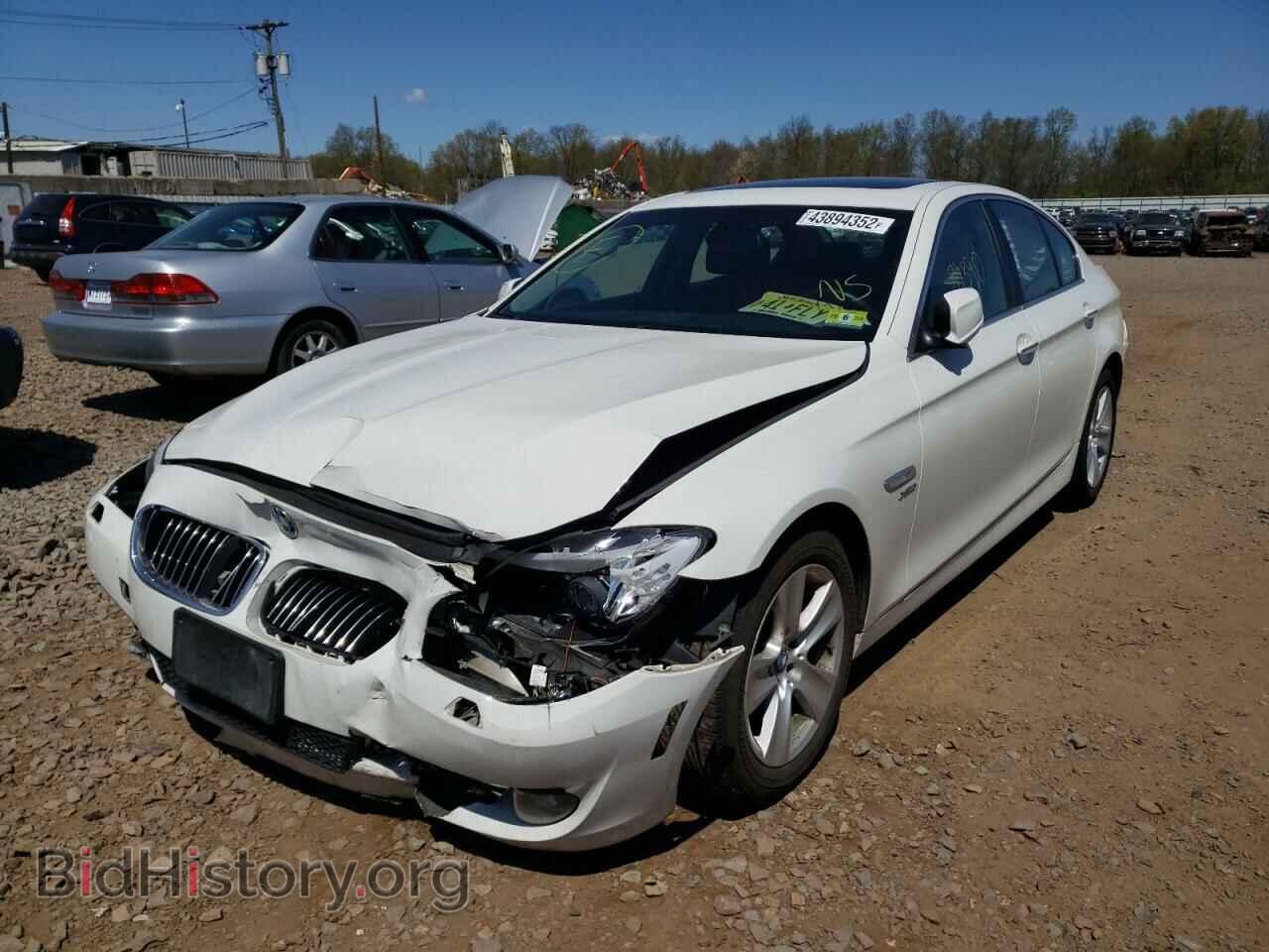 2012 BMW 5 SERIES - VIN: WBAXH5C53CDW11128 - Фото 2