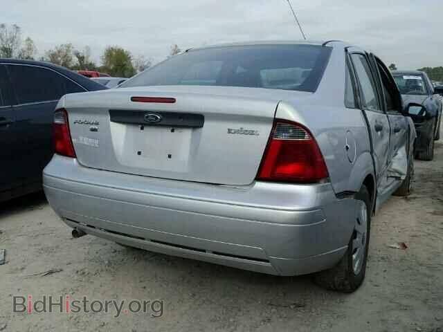 2007 FORD FOCUS - VIN: 1FAFP34N37W352144 - Photo 4