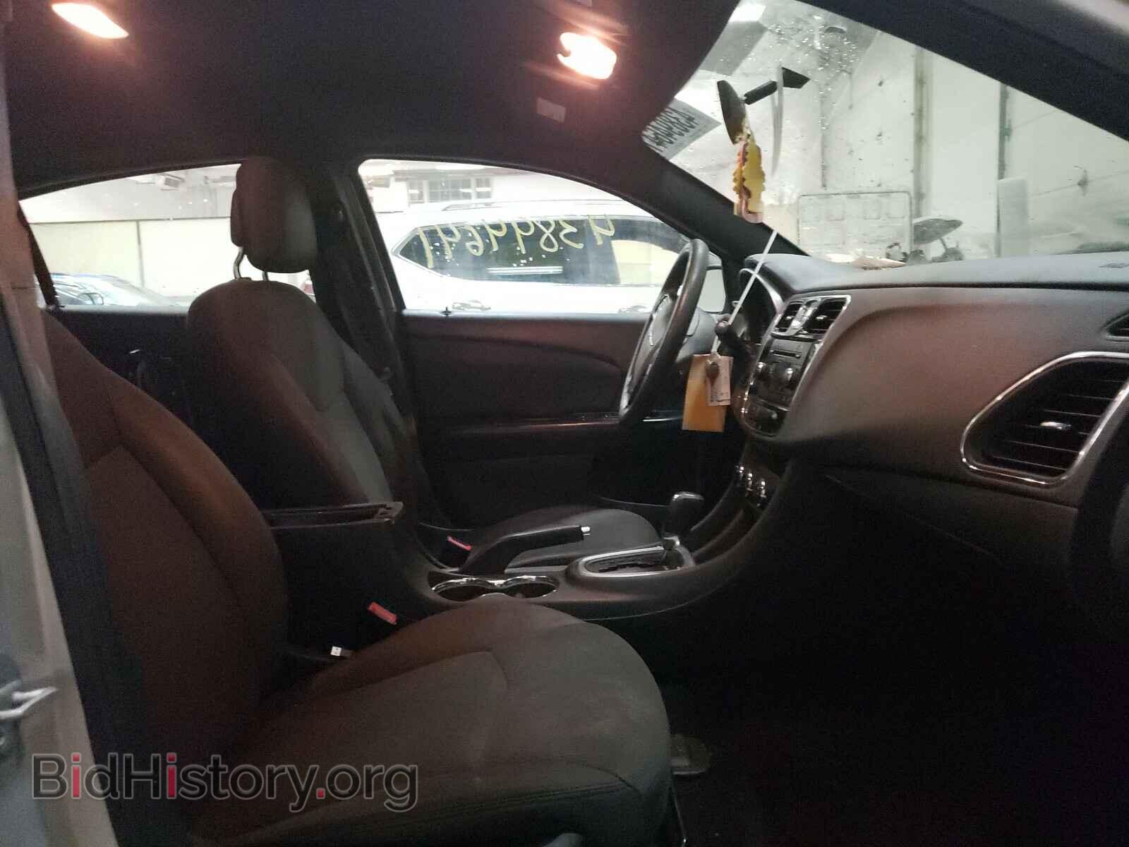 2012 CHRYSLER 200 - VIN: 1C3CCBAB7CN100818 - Фото 5