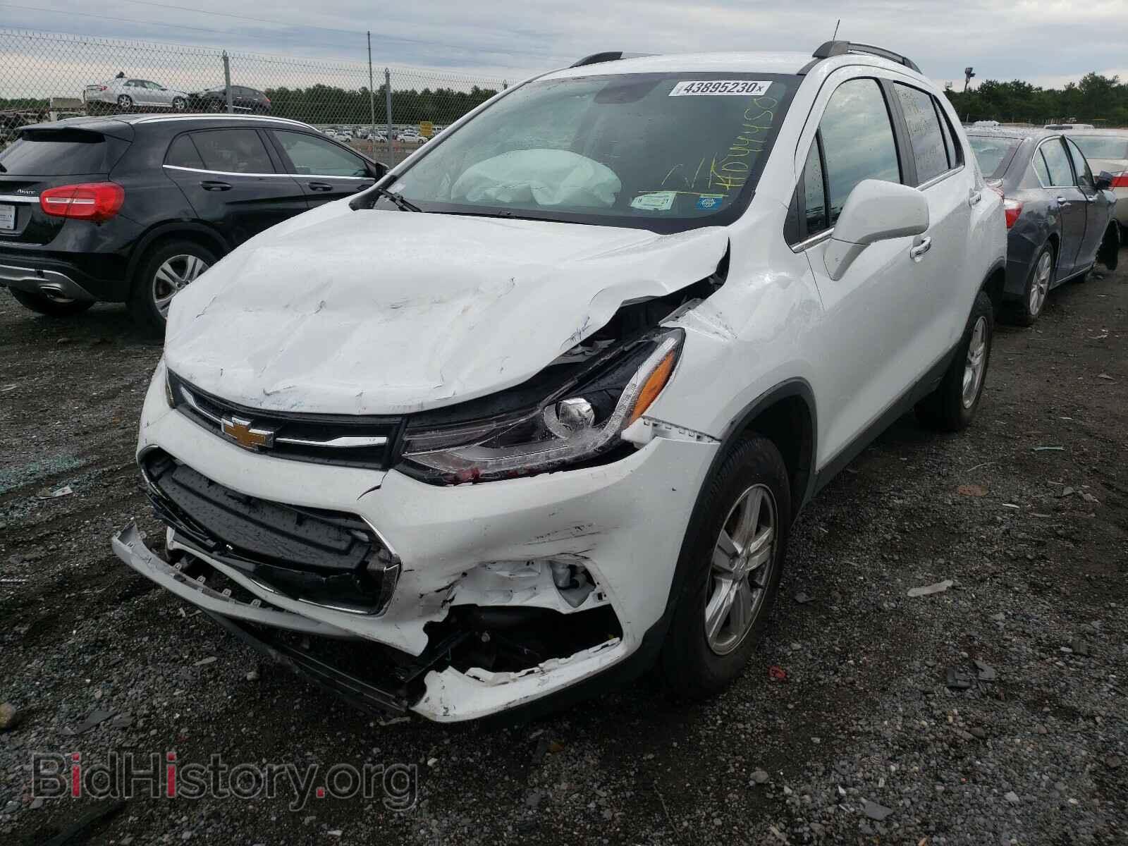 2019 CHEVROLET TRAX - VIN: KL7CJPSB2KB945165 - Фото 2