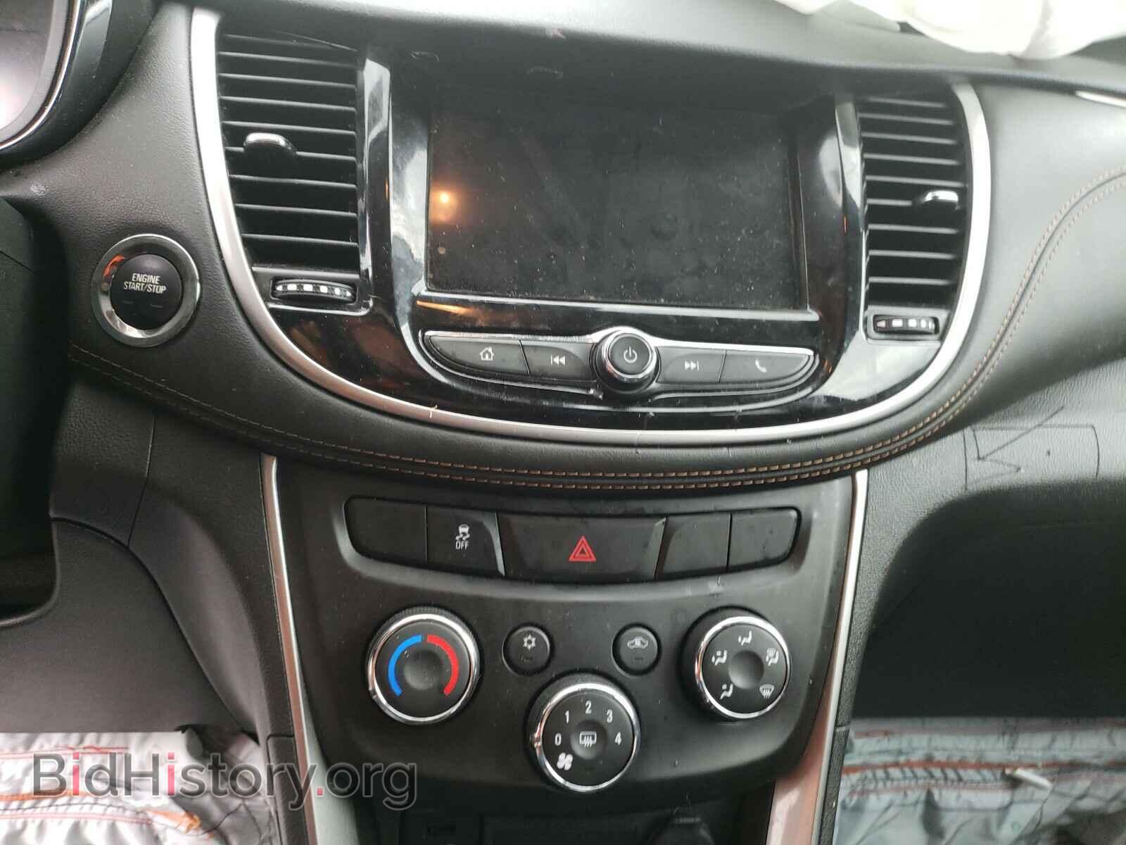 2019 CHEVROLET TRAX - VIN: KL7CJPSB2KB945165 - Фото 9