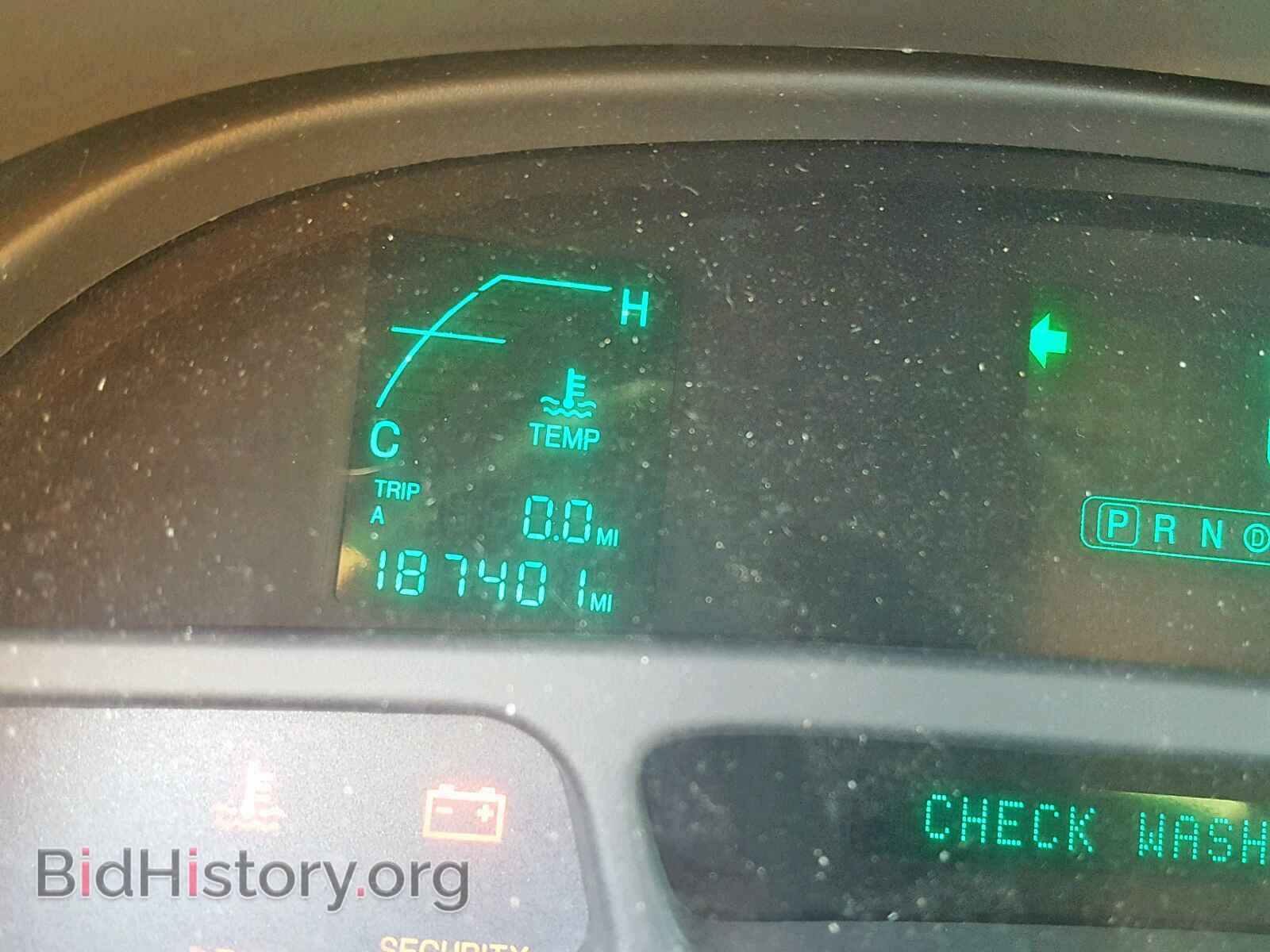 2005 CADILLAC DEVILLE - VIN: 1G6KD54Y55U126223 - Photo 8