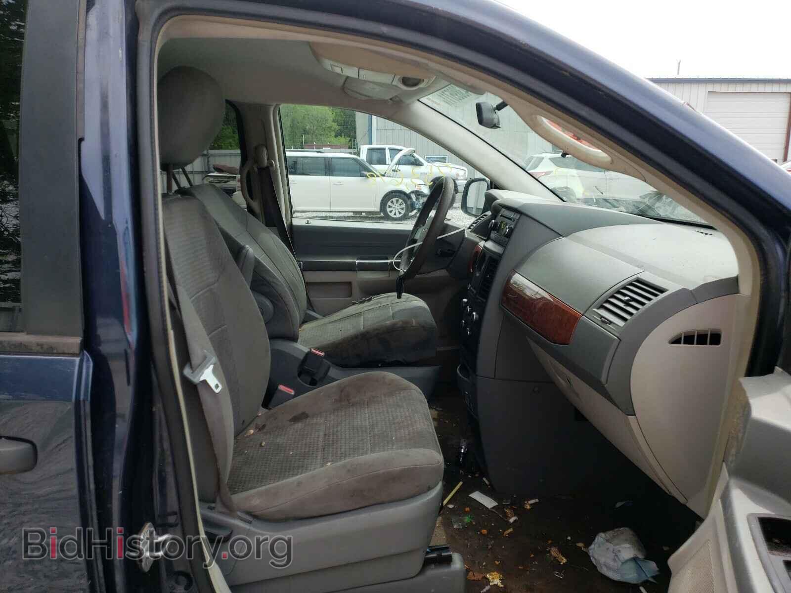 2008 CHRYSLER MINIVAN - VIN: 2A8HR44H78R652222 - Фото 5