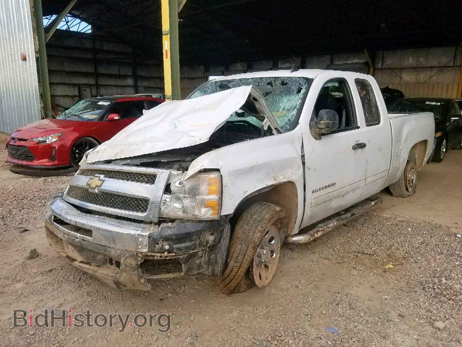 2011 CHEVROLET SILVERADO - VIN: 1GCRCREA7BZ417604 - Фото 2