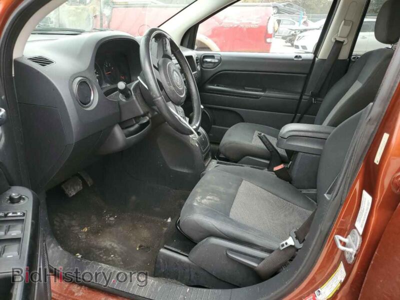 2012 Jeep COMPASS (VIN 1C4NJDEB0CD577743) — photo 7 of 13