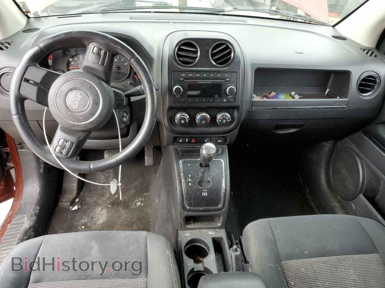 2012 JEEP COMPASS - VIN: 1C4NJDEB0CD577743 - Photo 8