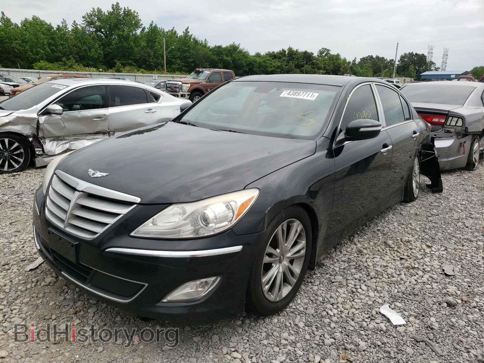 2013 HYUNDAI GENESIS - VIN: KMHGC4DD6DU233840 - Фото 2
