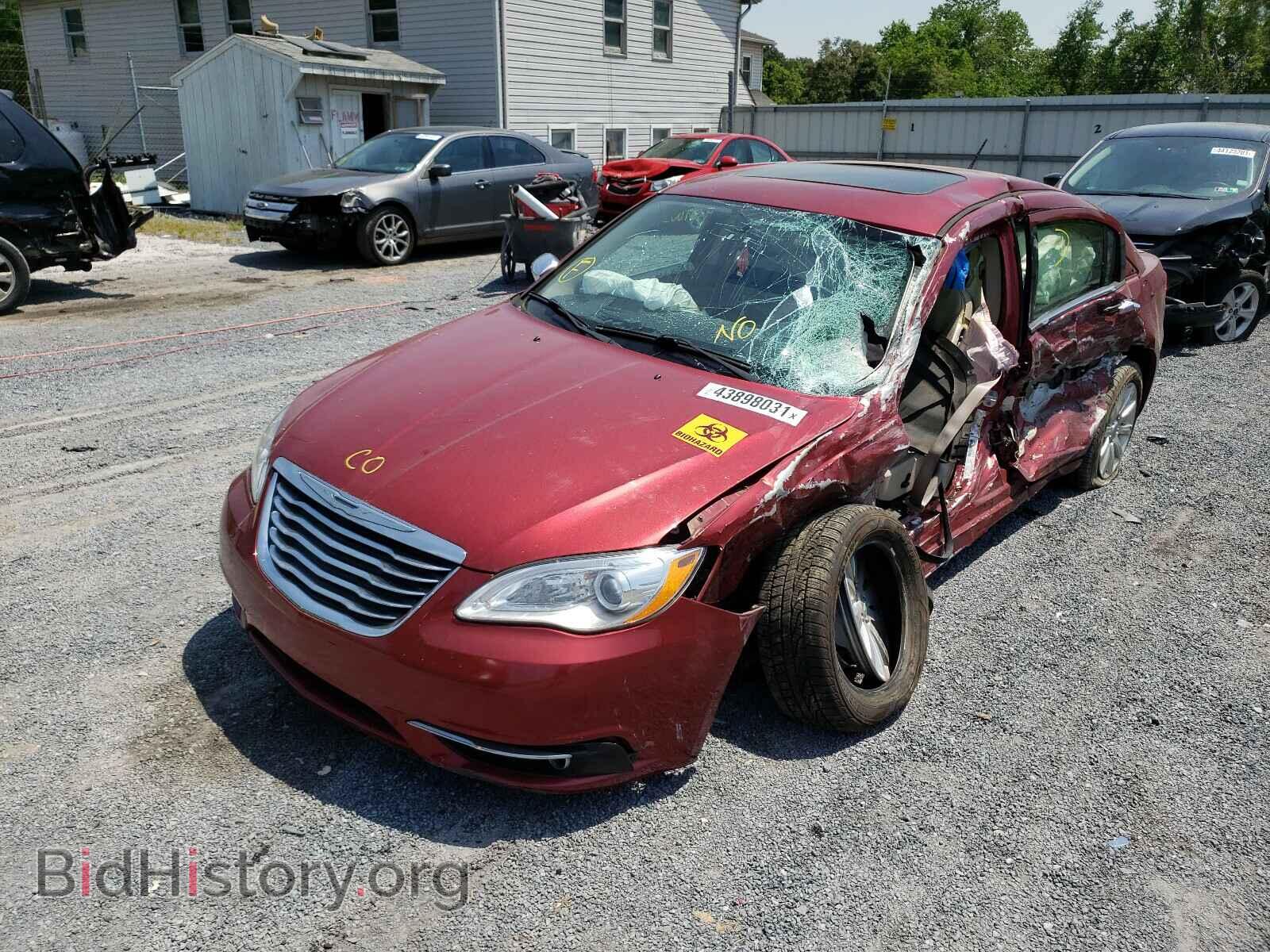 2013 CHRYSLER 200 - VIN: 1C3CCBCG3DN523664 - Photo 2