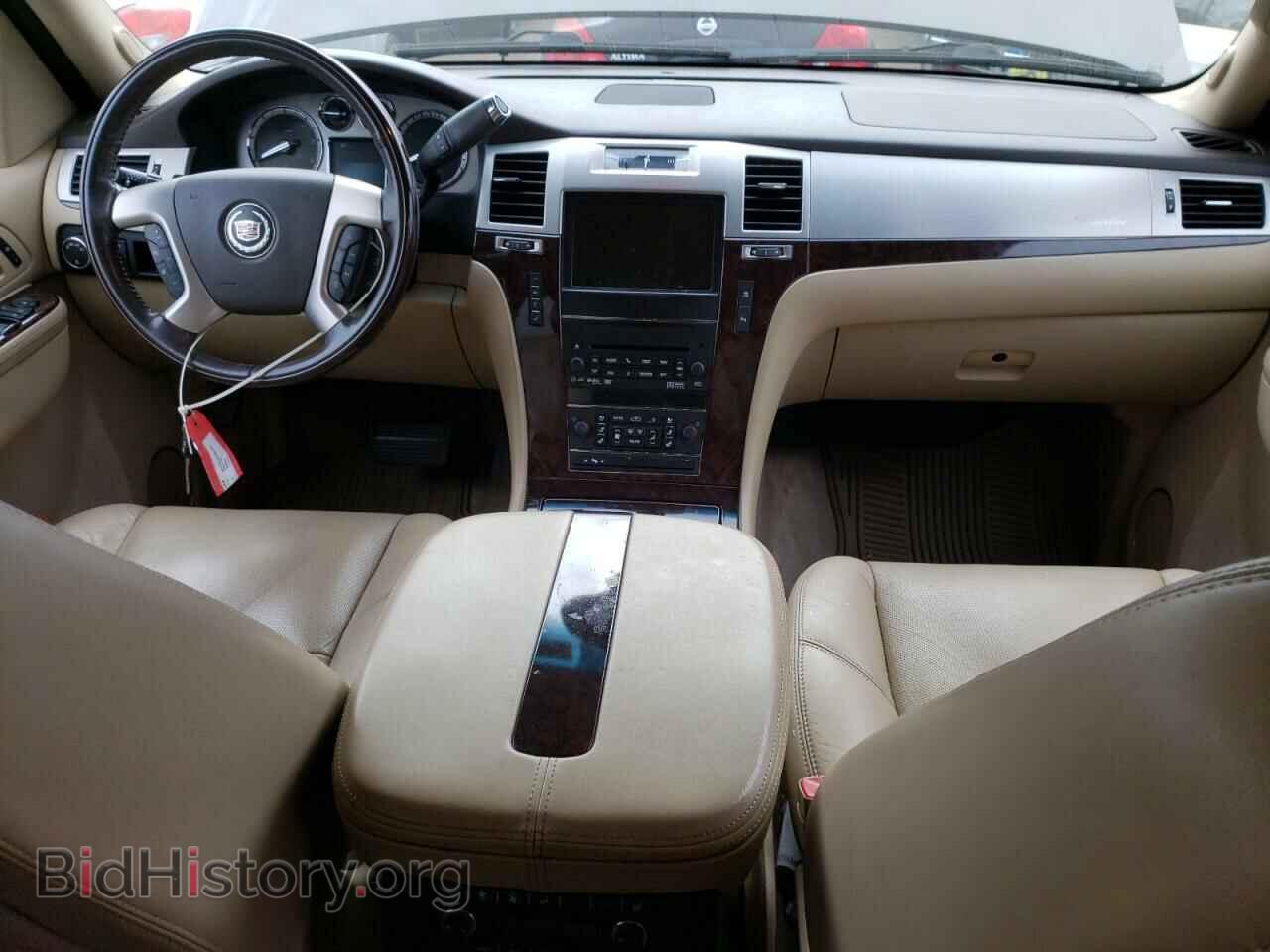 2011 CADILLAC ESCALADE - VIN: 1GYS4HEF6BR393021 - Фото 8