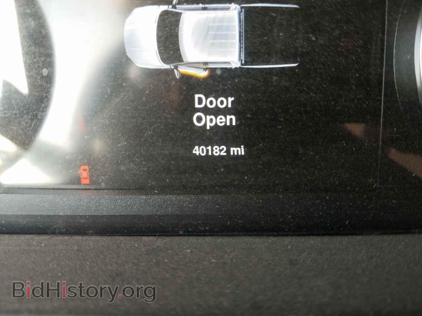 2016 RAM 1500 - VIN: 3C6RR7LT3GG275998 - Фото 8