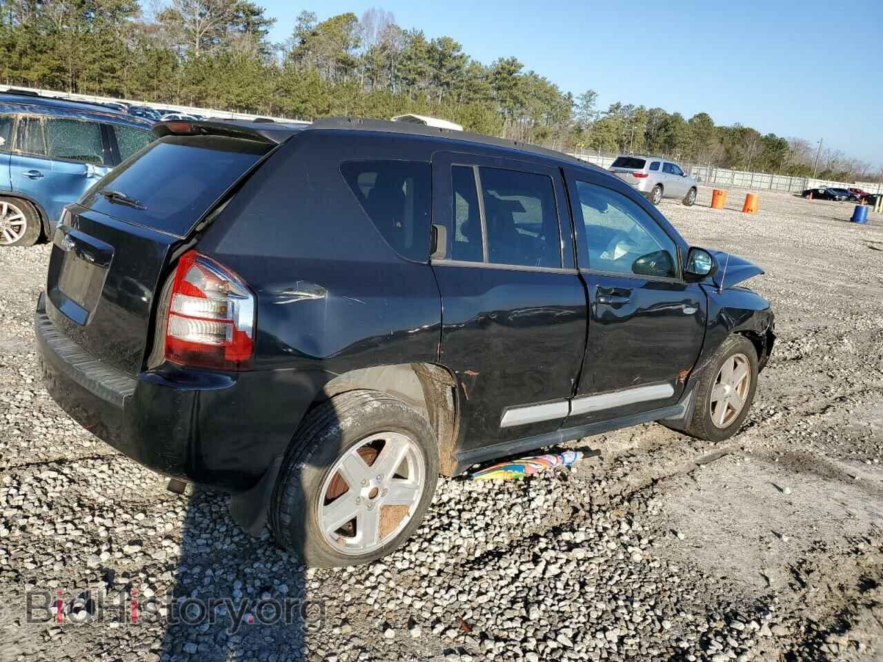 2010 JEEP COMPASS - VIN: 1J4NT1FA0AD638496 - Фото 3