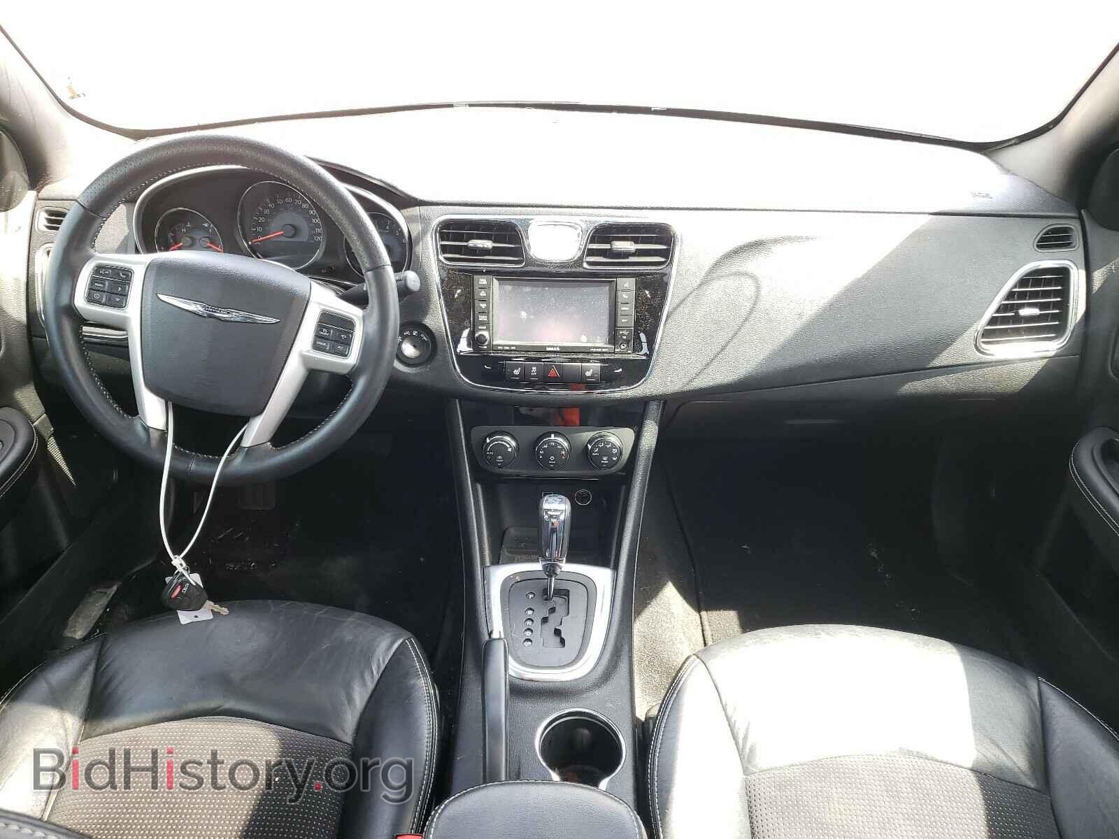 2012 CHRYSLER 200 - VIN: 1C3CCBHG6CN233832 - Фото 9