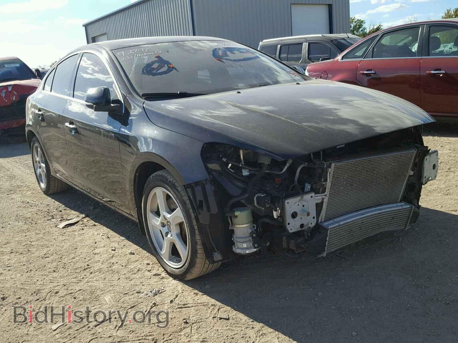 Фотография YV1622FS7C2129428 - VOLVO S60 2012