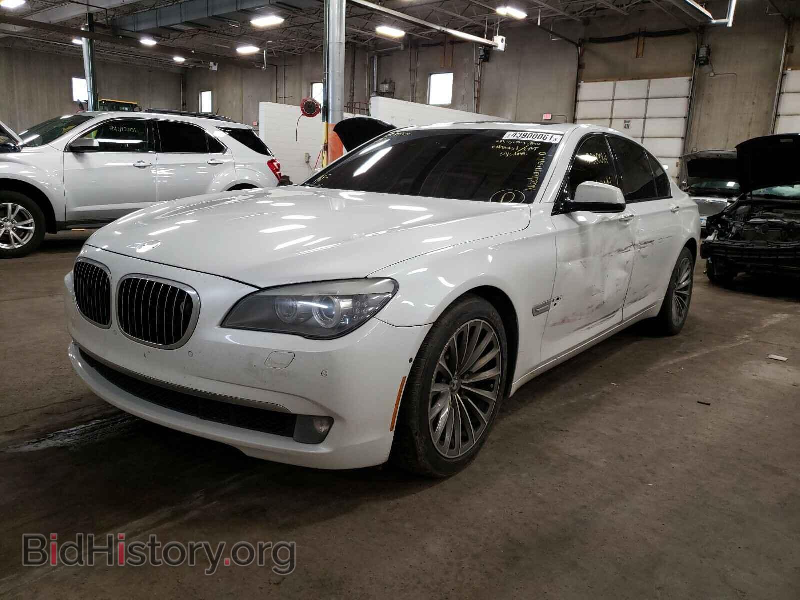 2009 BMW 7 SERIES - VIN: WBAKA83539CY35448 - Фото 2