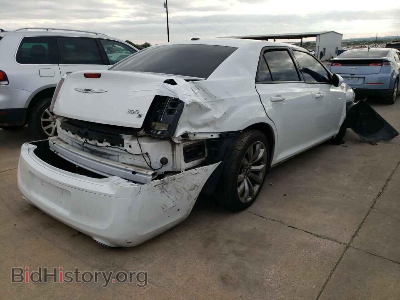 2014 CHRYSLER 300 - VIN: 2C3CCABG3EH232636 - Фото 4