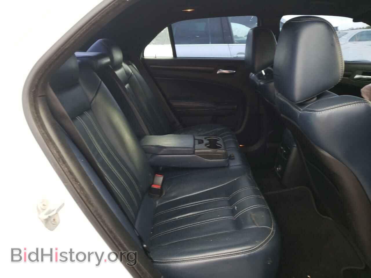 2014 CHRYSLER 300 - VIN: 2C3CCABG3EH232636 - Фото 6