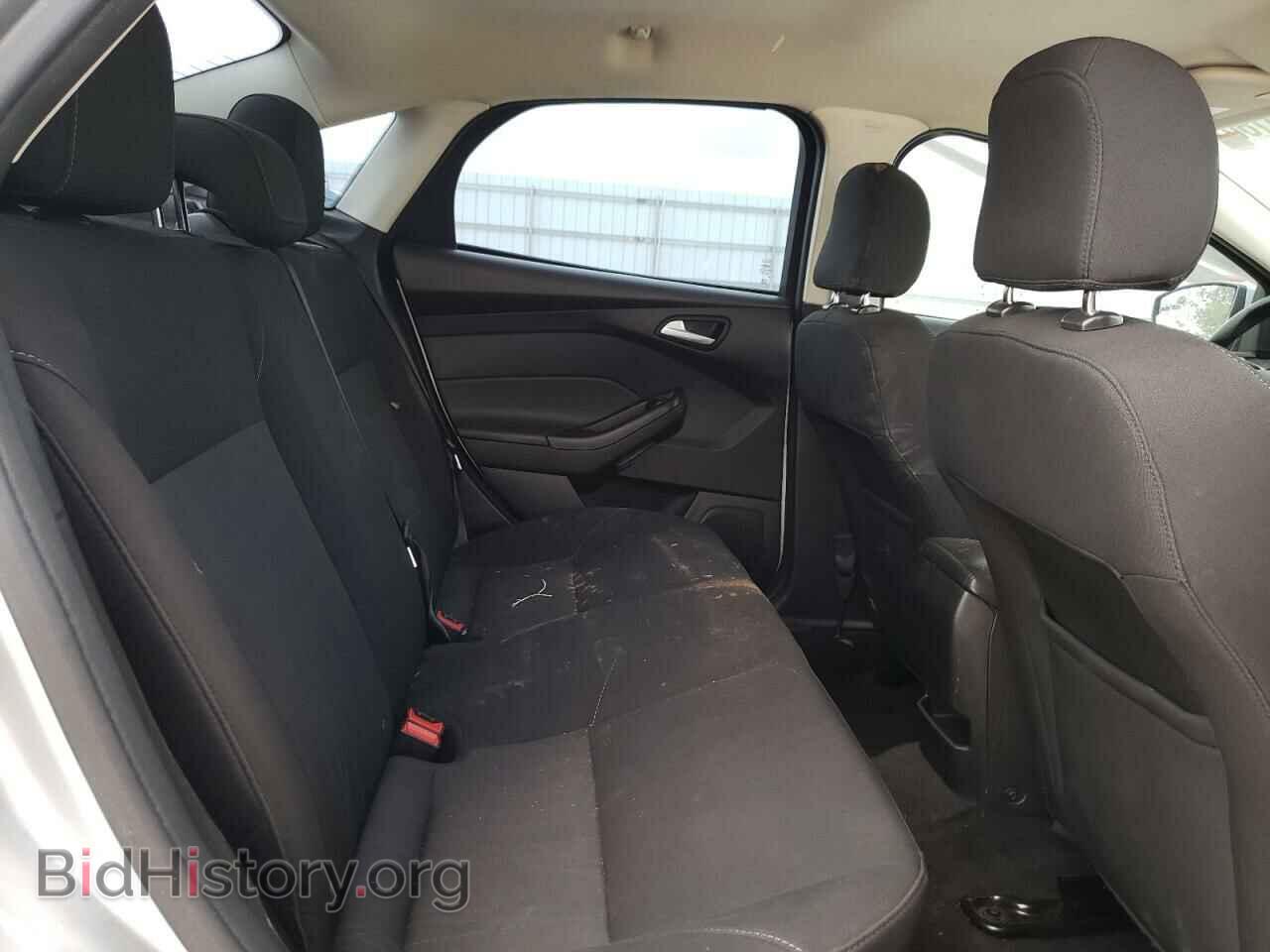 2017 FORD FOCUS - VIN: 1FADP3F2XHL341588 - Photo 6