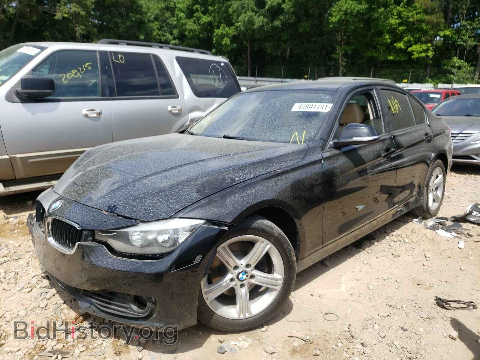 2012 BMW 3 SERIES - VIN: WBA3A5C53CF343205 - Фото 2