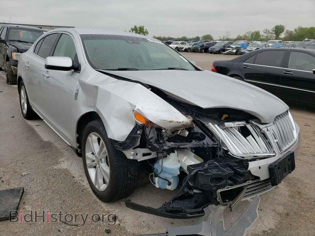 Photo 1LNHL9DR1AG610551 - LINCOLN MKS 2010