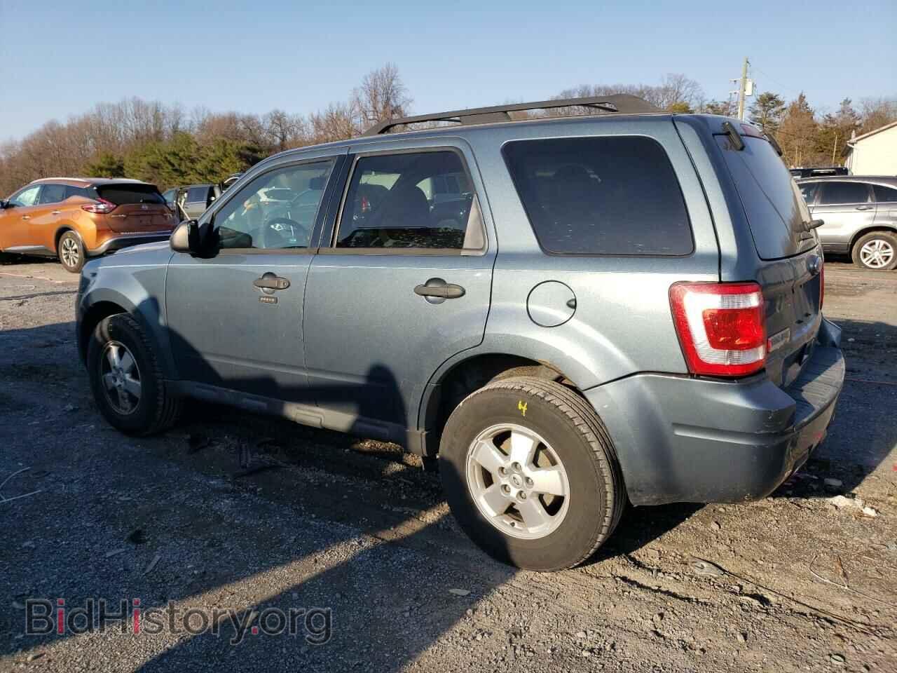 2011 FORD ESCAPE - VIN: 1FMCU9D76BKB18151 - Фото 2